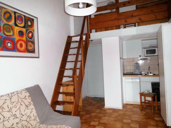 La Londe Les Maures Apartment Exterior photo